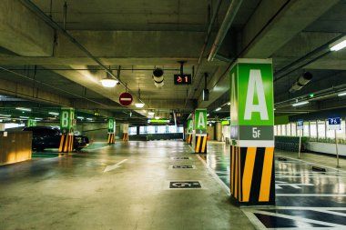 Las terminales portátiles permiten la gestión de tarifas de estacionamiento hacia la tecnología de la información